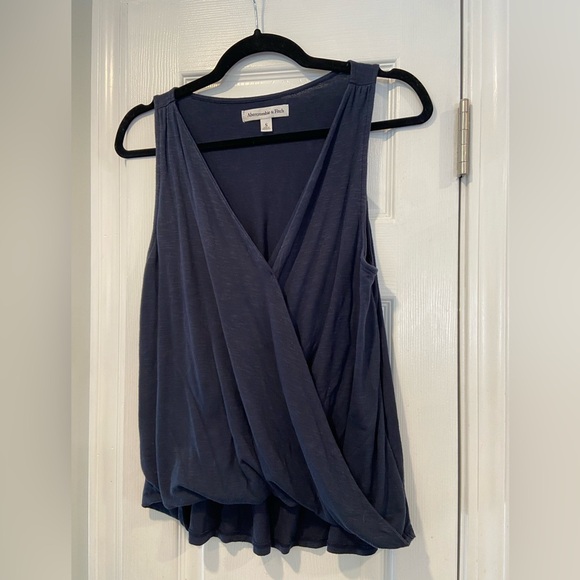 Abercrombie & Fitch Size S Navy Blue Soft Slub Knit Wrap Front Tank Top - Picture 3 of 10